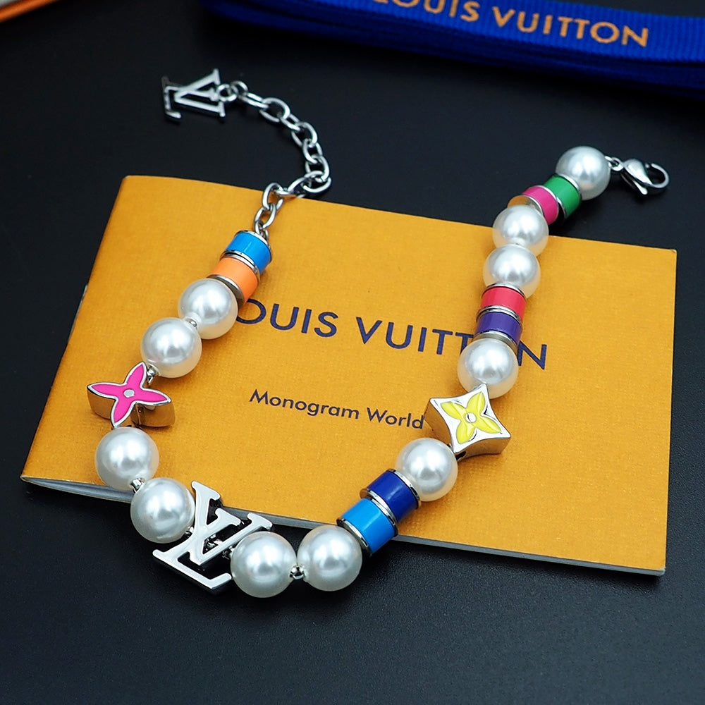 Louis Vuitton MNG Pearls Party Bracelet
