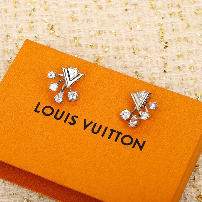 Louis Vuitton Diamomd Earrings - 18K White Gold