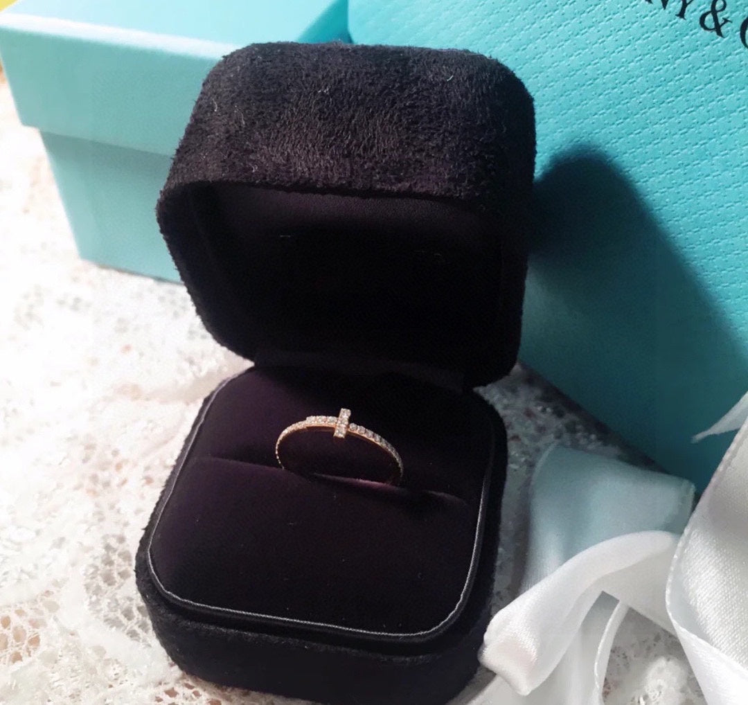 Tiffany Moissanite Wire Ring - 18K Gold