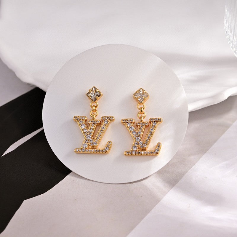 Louis Vuitton Lady Earrings - 18K Yellow Gold