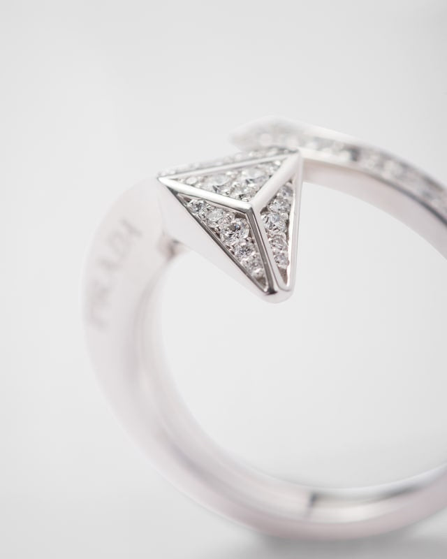 Eternal Snake Ring - 18K White Gold
