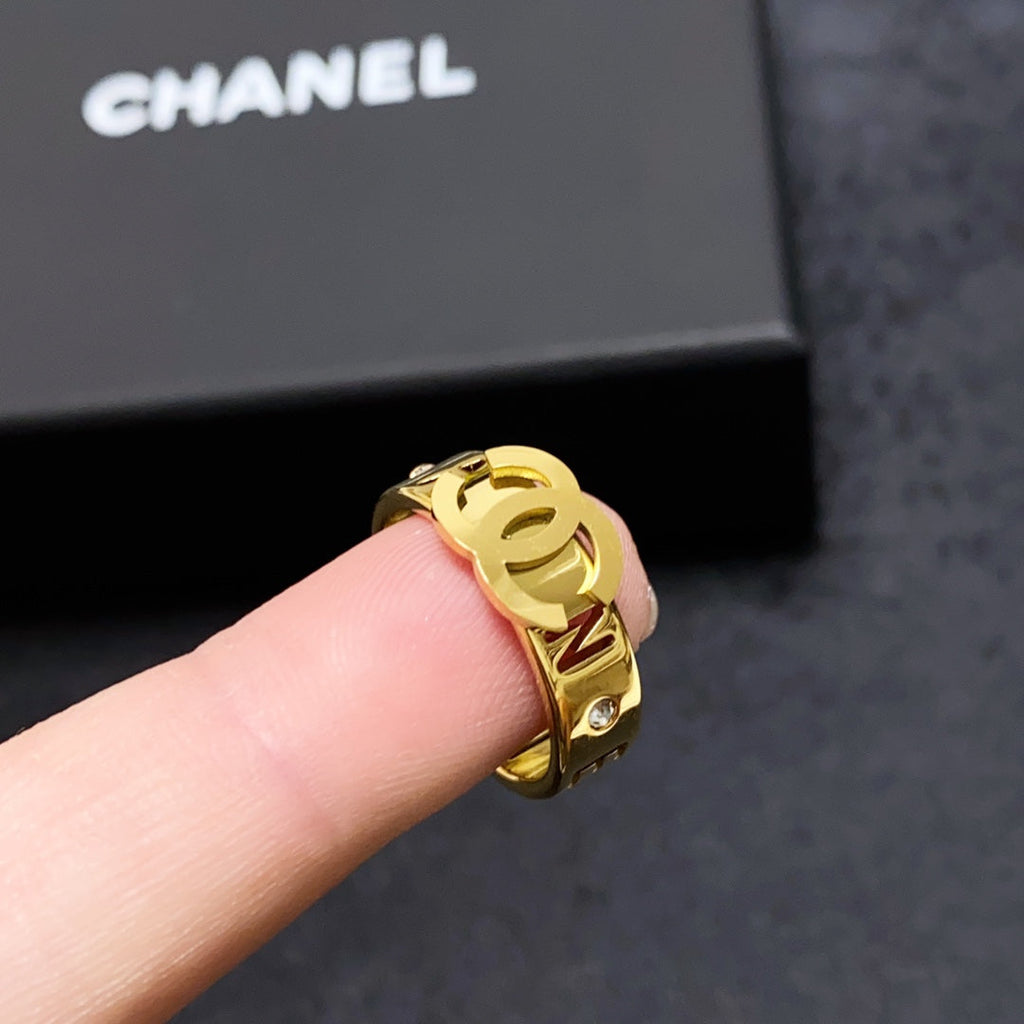 Chanel Ring - 18K Yellow Gold