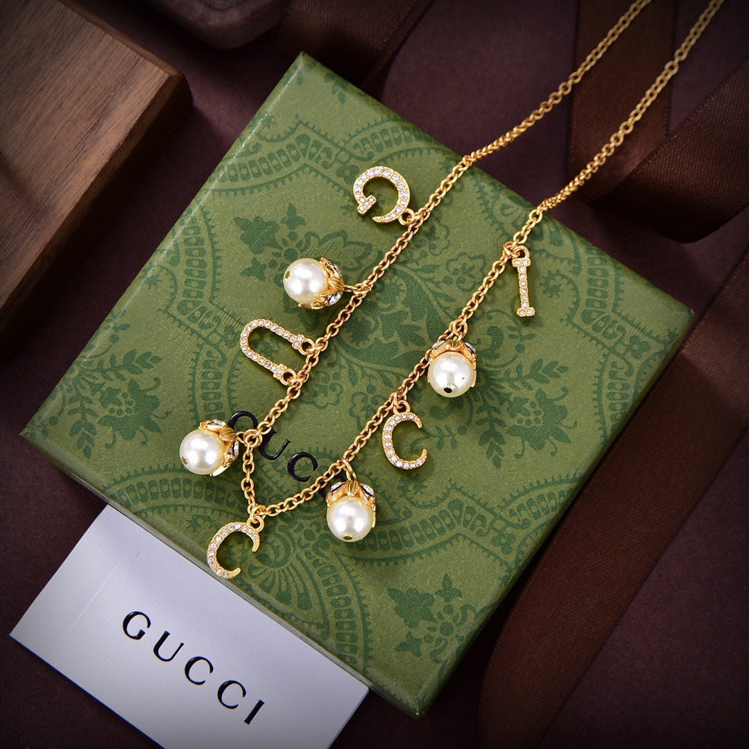 Gucci Double G Fashion Show Chain Necklace