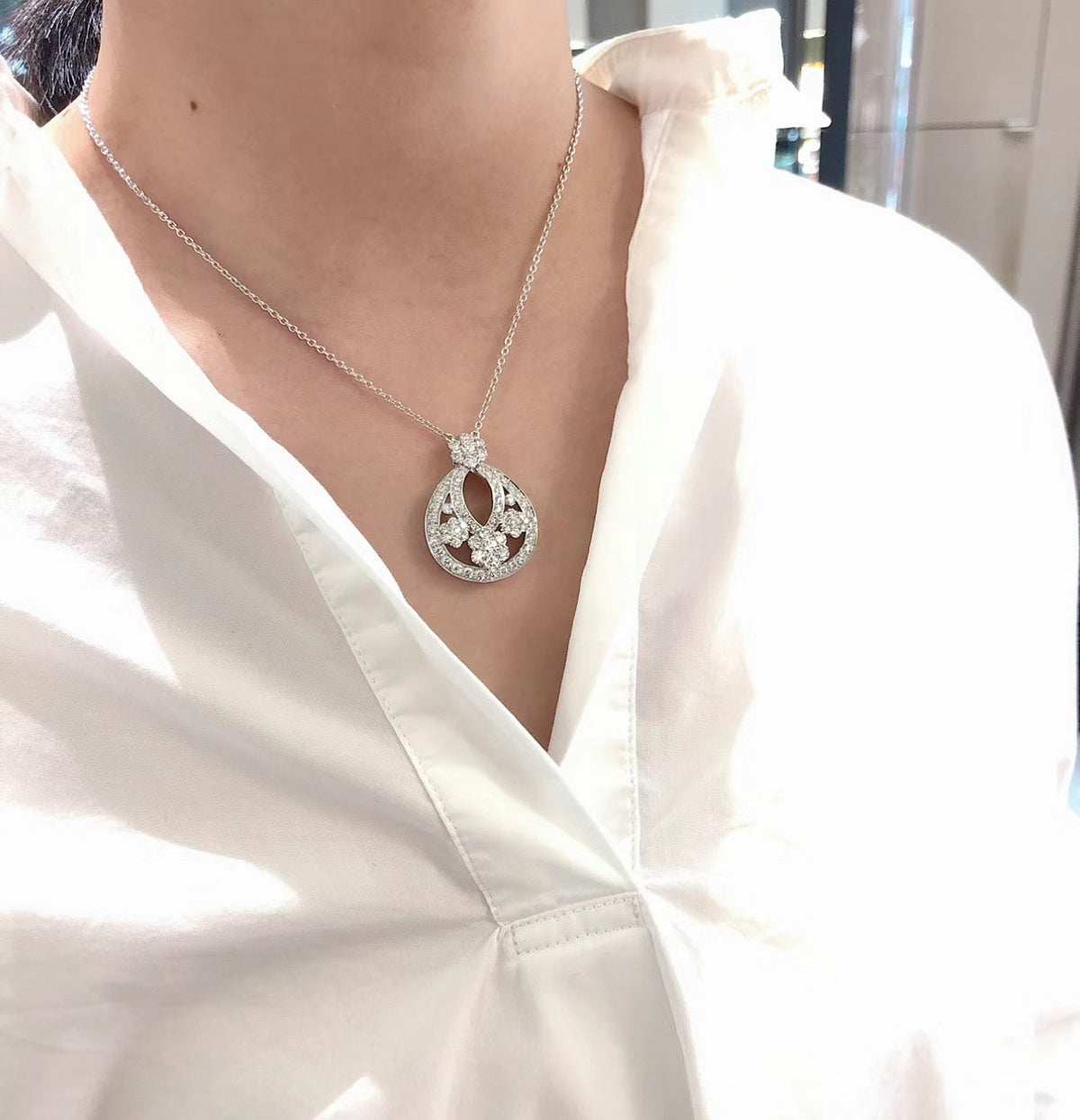 Snowflake Necklace - 18K Gold