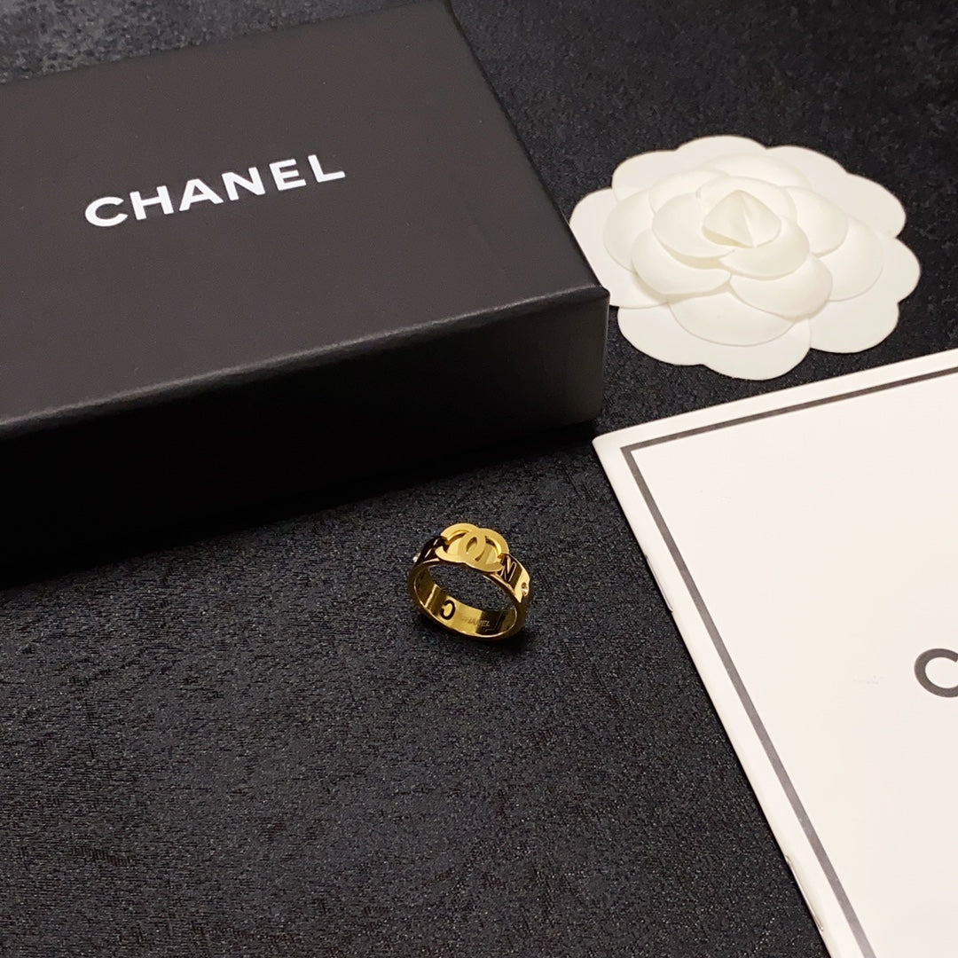 Chanel Ring - 18K Yellow Gold