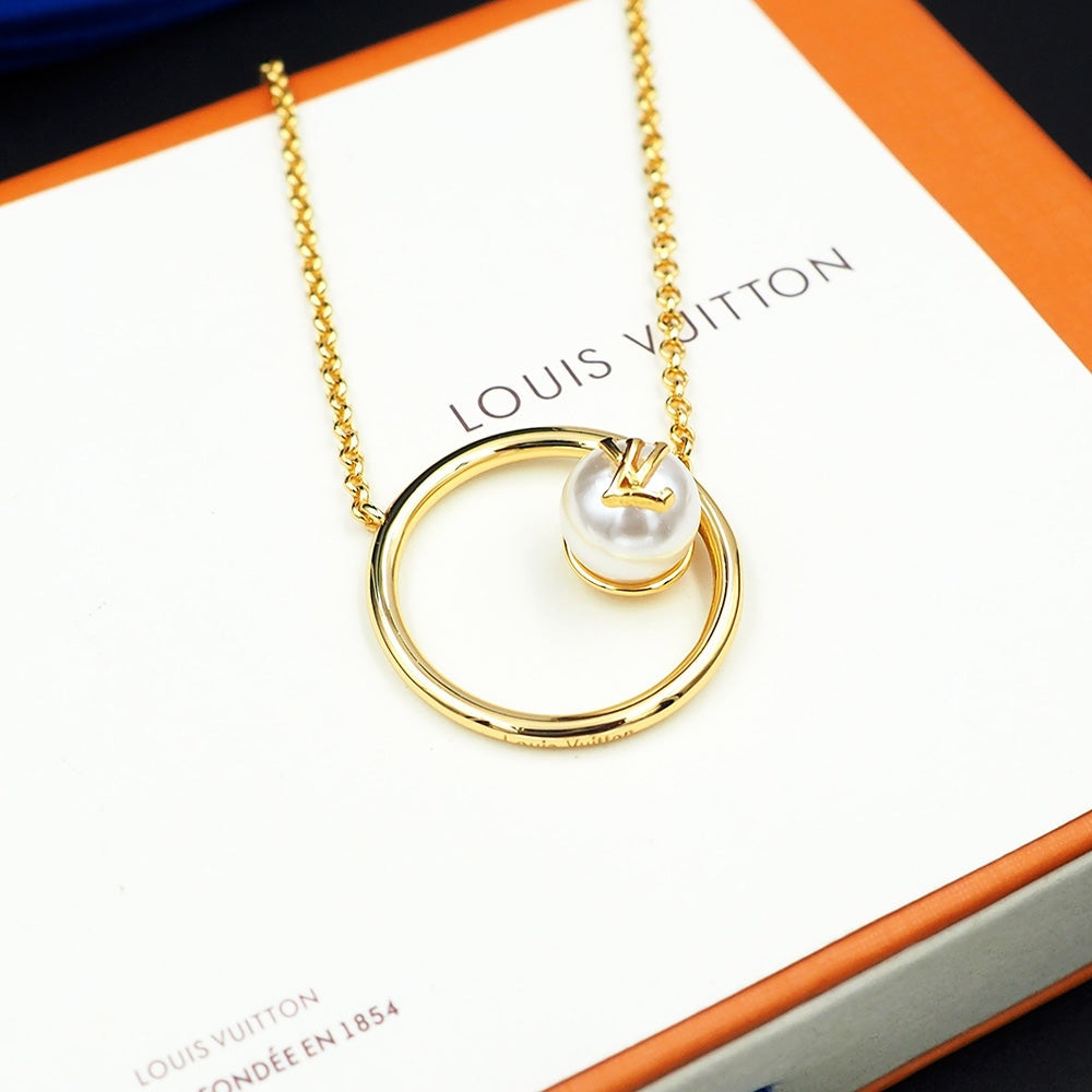 Louis Vuitton Eclipse Pearl Necklace